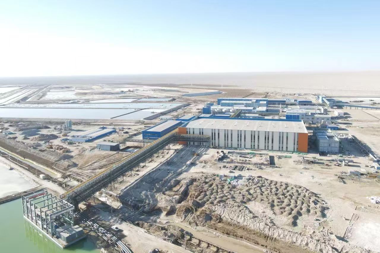 2-中國恩菲EPC總承包的五礦鹽湖技改三期項目主體廠房